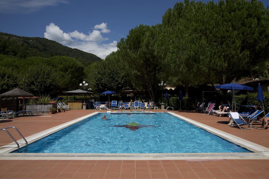 Villaggio Albergo San Lorenzo E Santa Caterina Pescia Luaran gambar