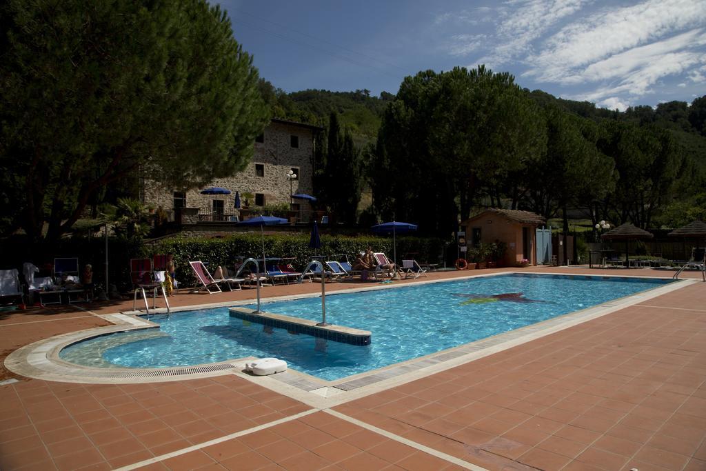 Villaggio Albergo San Lorenzo E Santa Caterina Pescia Luaran gambar